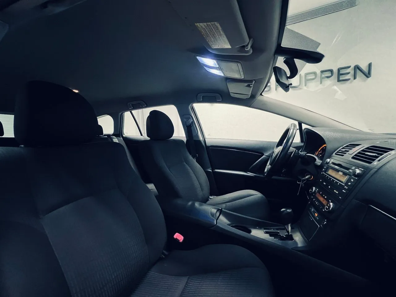 Vehicle image 11