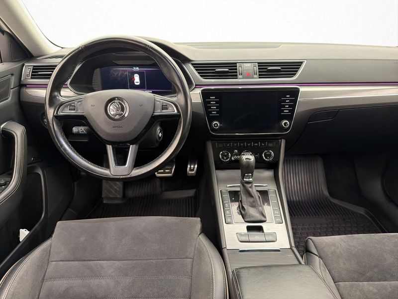 Skoda Superb bild 13