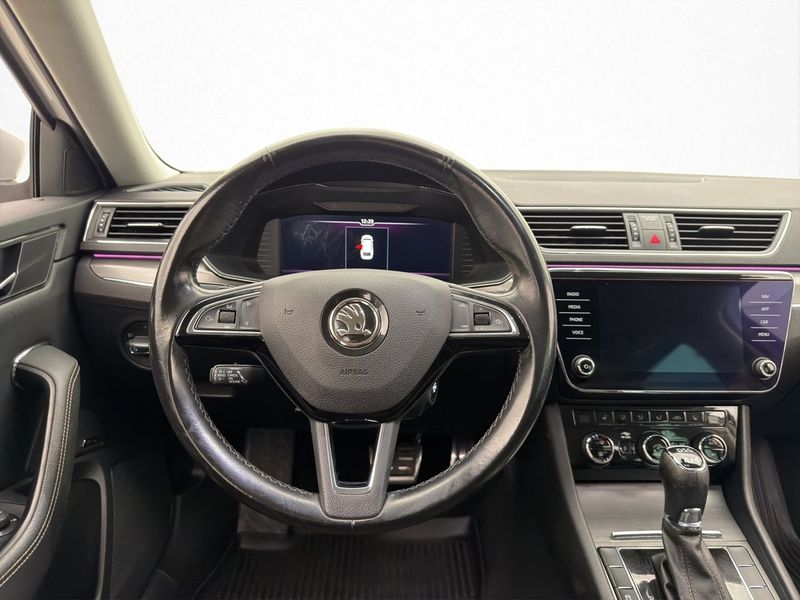 Skoda Superb bild 14