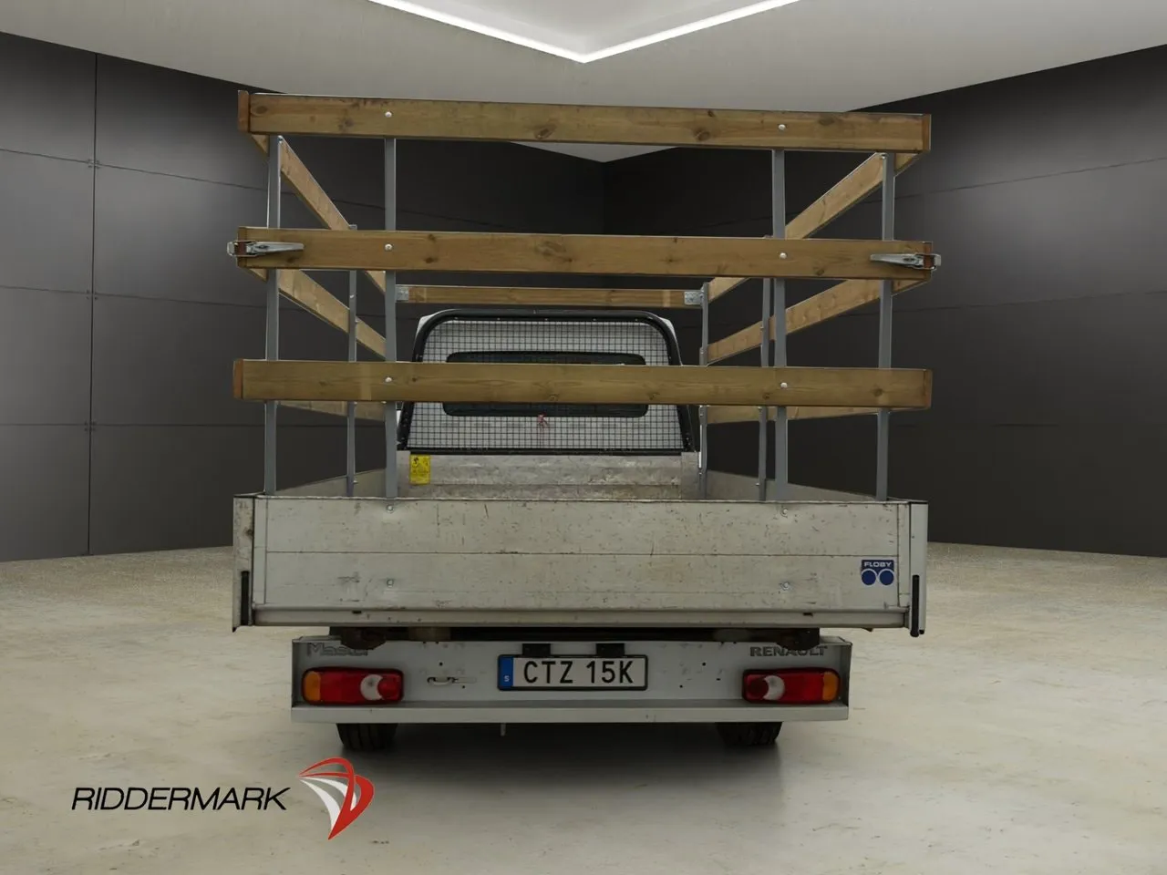 Vehicle image 8