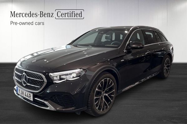 Mercedes E300 de 4MATIC All-Terrain Premium - 2025