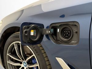 BMW 545 bild 10