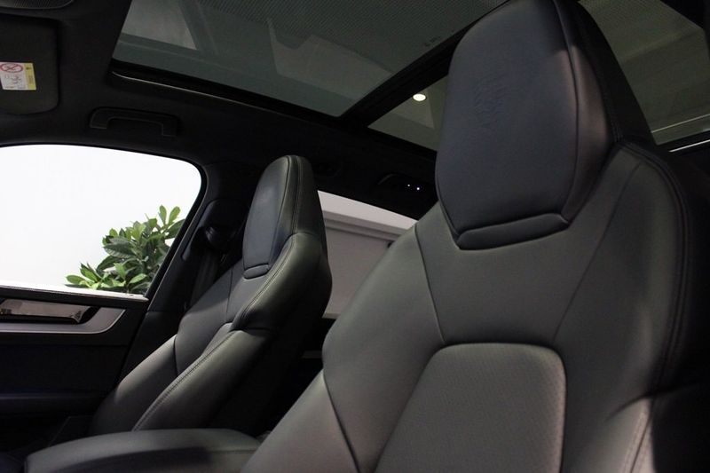 Porsche Cayenne bild 8