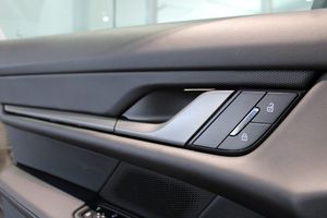 Porsche Taycan bild 16