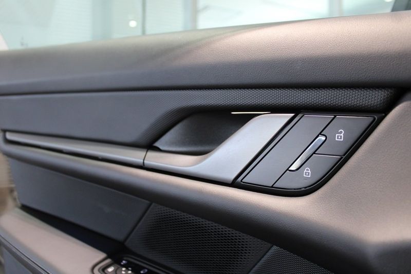 Porsche Taycan bild 16