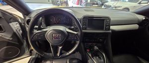 Nissan GT-R bild 14