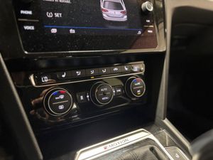 Volkswagen Passat bild 12