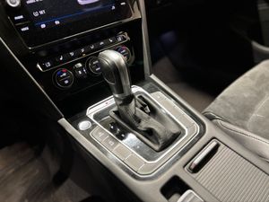 Volkswagen Passat bild 11