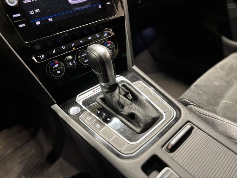 Volkswagen Passat bild 11