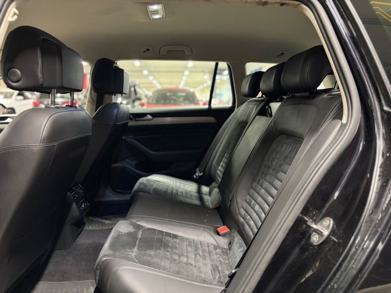 Volkswagen Passat bild 16