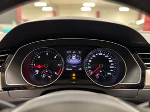 Volkswagen Passat bild 10