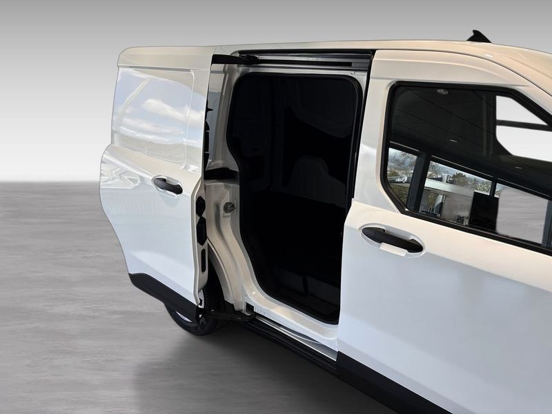 Ford Transit Courier bild 7