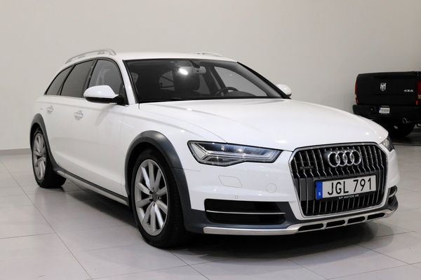 Audi A6 Allroad quattro 3.0 TDI V6 S Tronic / Drag / Värmare - 2017