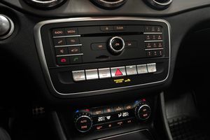 Mercedes CLA200 bild 24