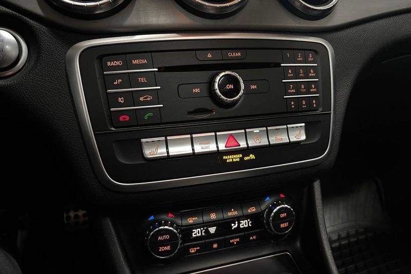 Mercedes CLA200 bild 24