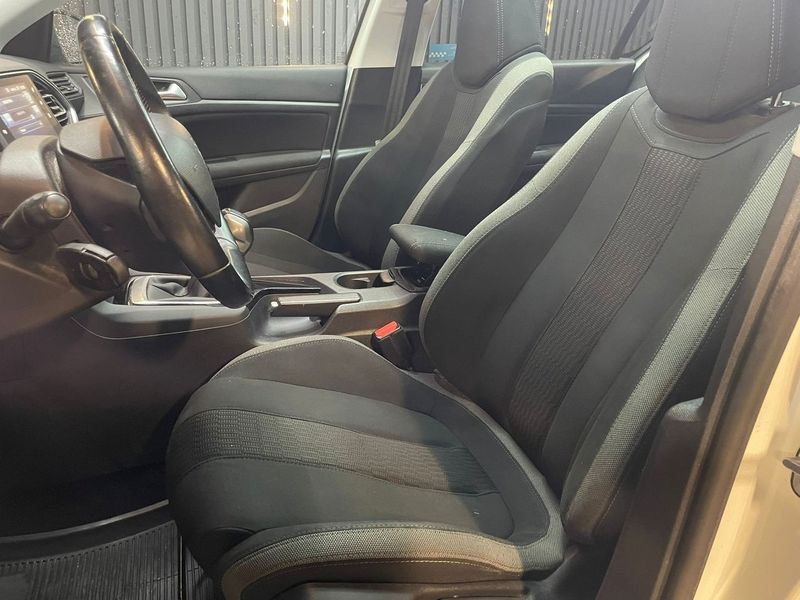 Peugeot 308 bild 9