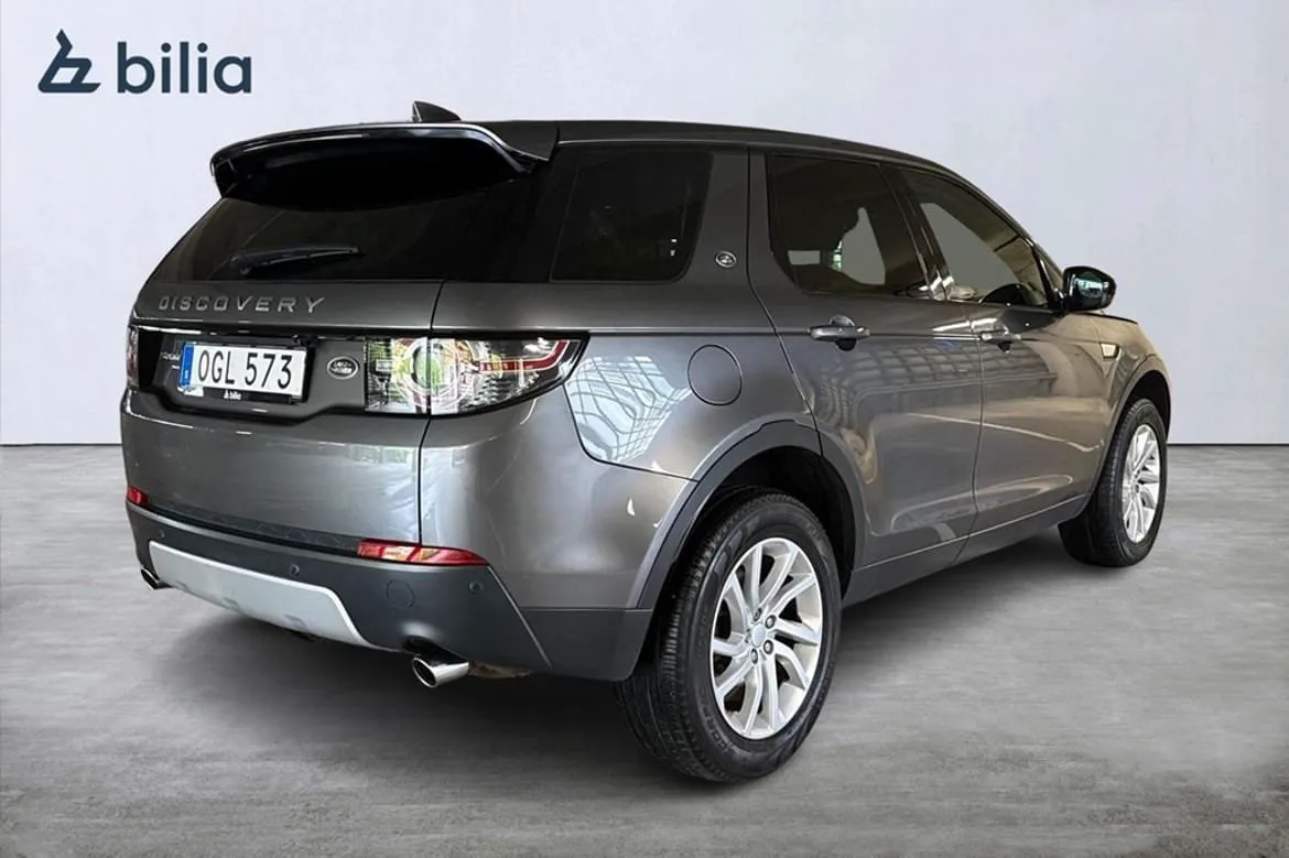 Vehicle image 16