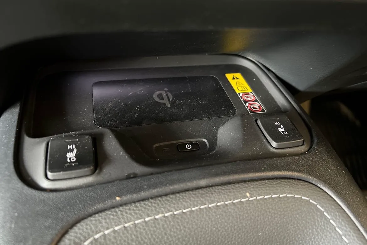 Vehicle image 21