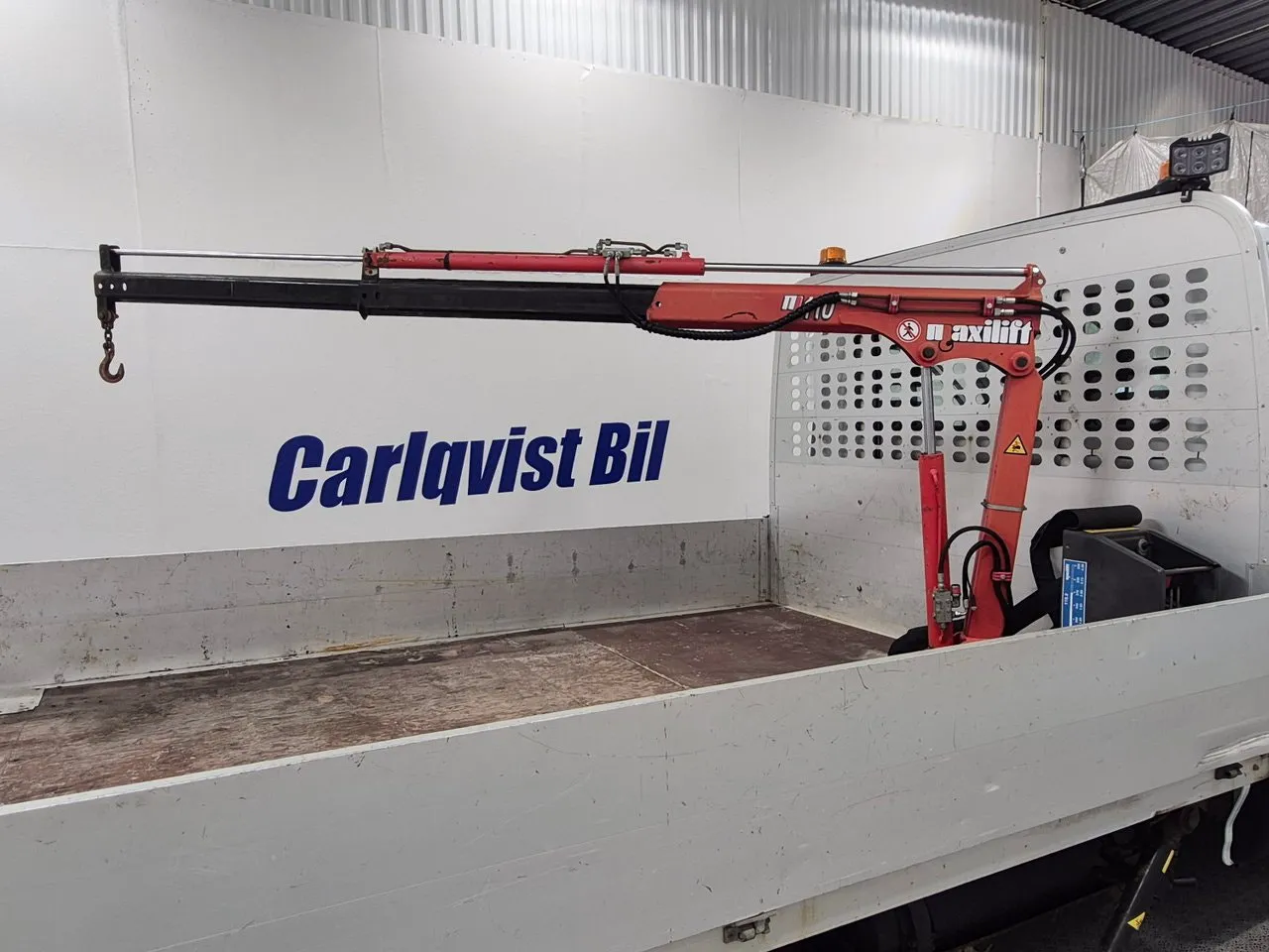 Vehicle image 11