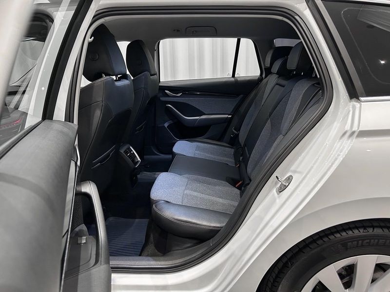 Skoda Octavia bild 8