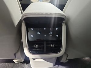 Volvo ES90 bild 11