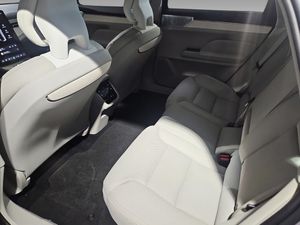 Volvo ES90 bild 12
