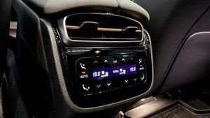 Mercedes EQS450 bild 11