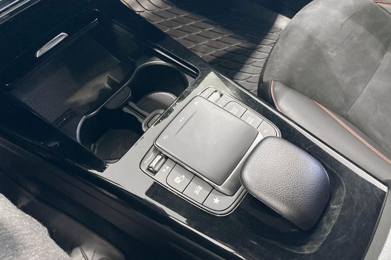Mercedes CLA250 bild 10