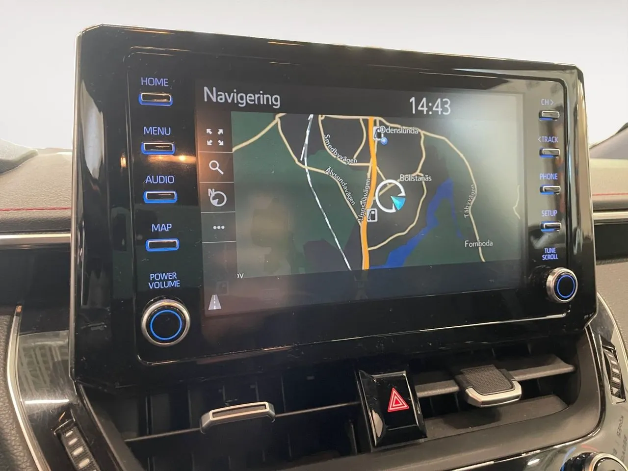 Vehicle image 21