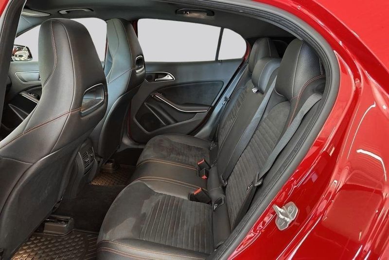 Mercedes GLA220 bild 9