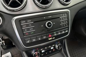 Mercedes GLA220 bild 13