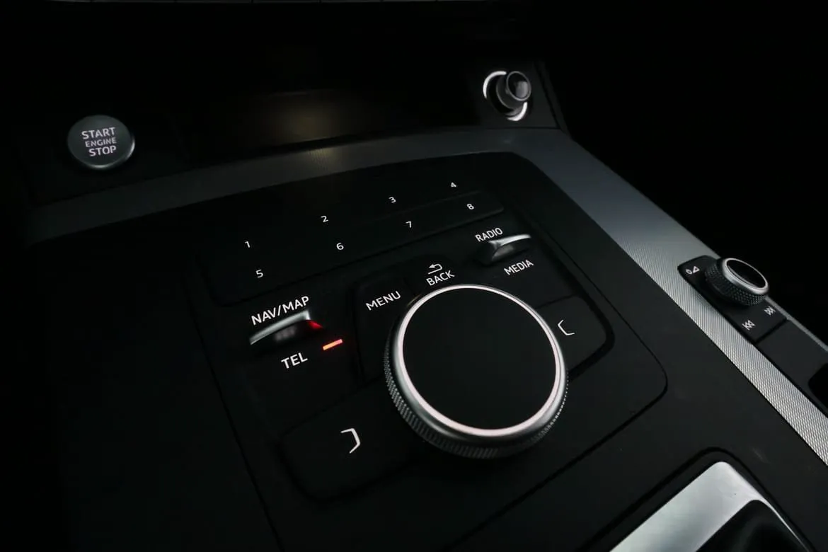 Vehicle image 21
