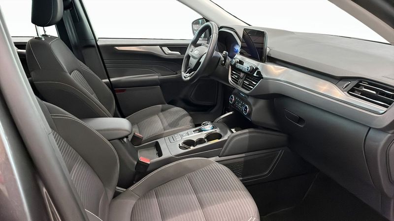Ford Kuga bild 3
