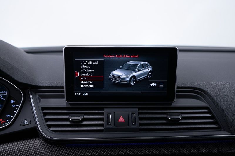 Audi SQ5 bild 26