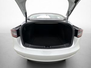 Tesla Model 3 bild 9