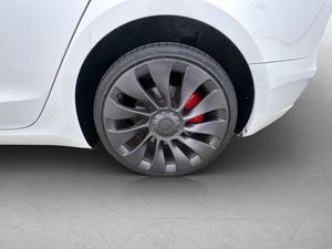 Tesla Model 3 bild 28