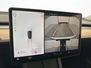 Tesla Model 3 bild 14