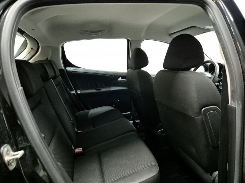Peugeot 207 bild 19