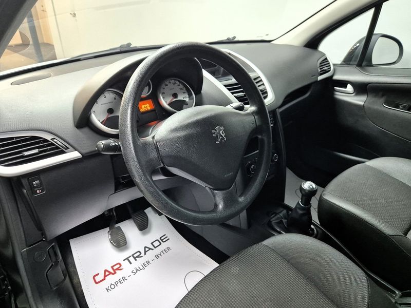 Peugeot 207 bild 10