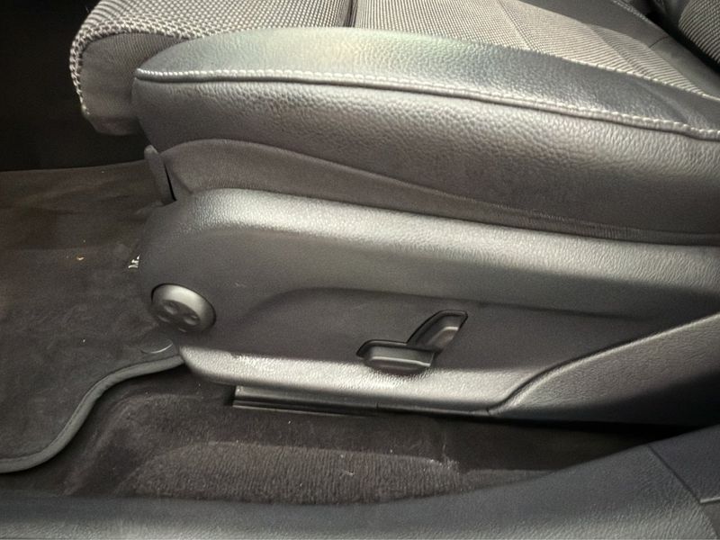 Mercedes E300 bild 18