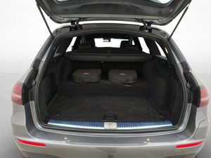 Mercedes E300 bild 11