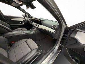 Mercedes E300 bild 8