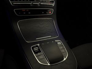 Mercedes E300 bild 21