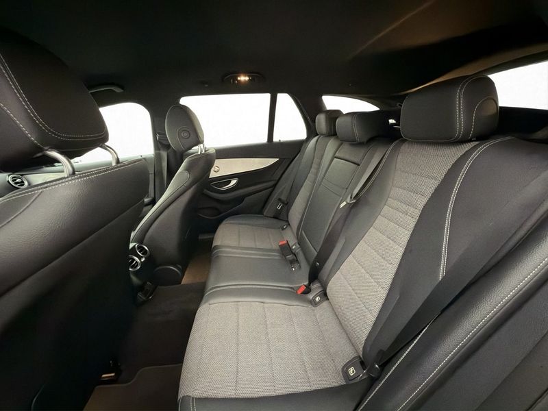 Mercedes E300 bild 13