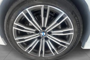BMW 320 bild 14
