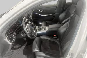 BMW 320 bild 10
