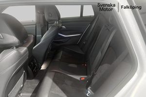 BMW 320 bild 12