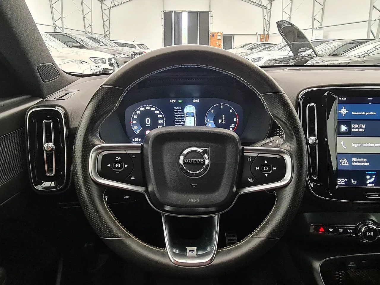 Vehicle image 20