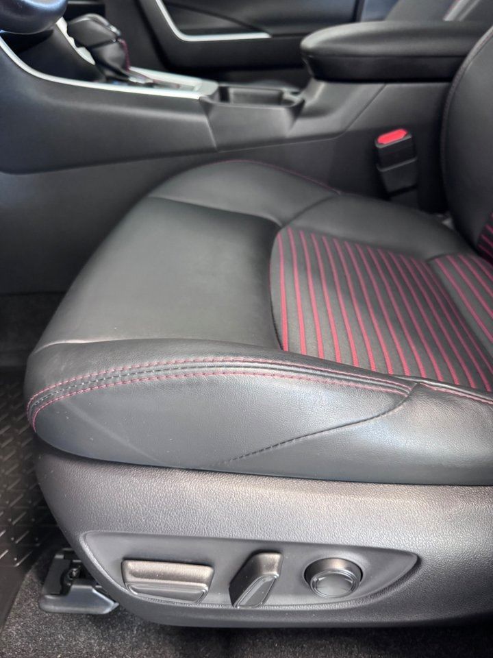Toyota RAV4 bild 17