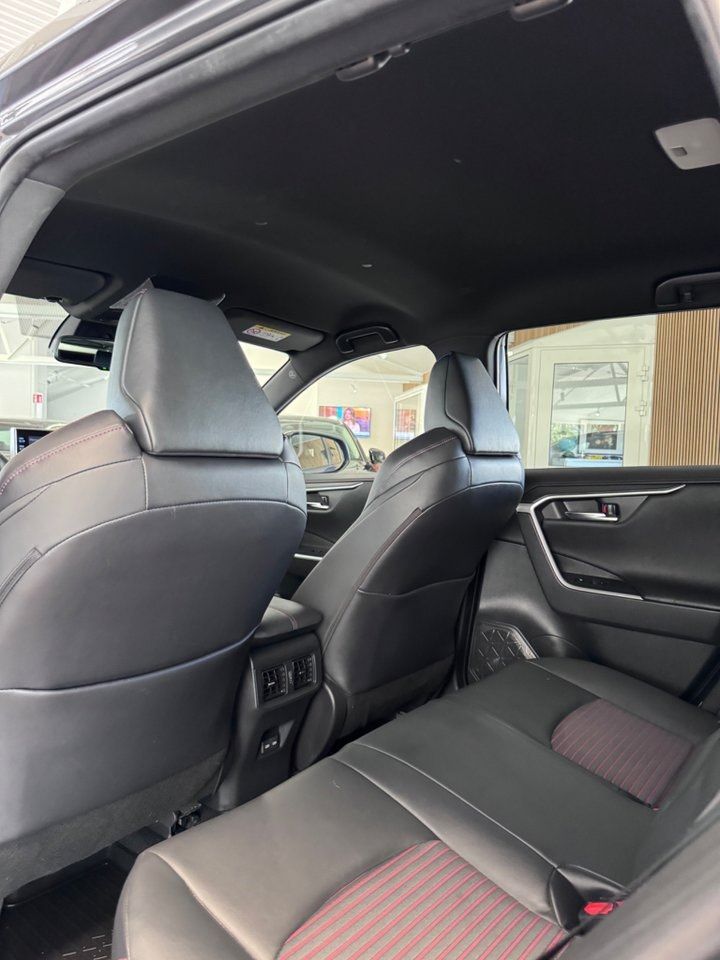 Toyota RAV4 bild 18